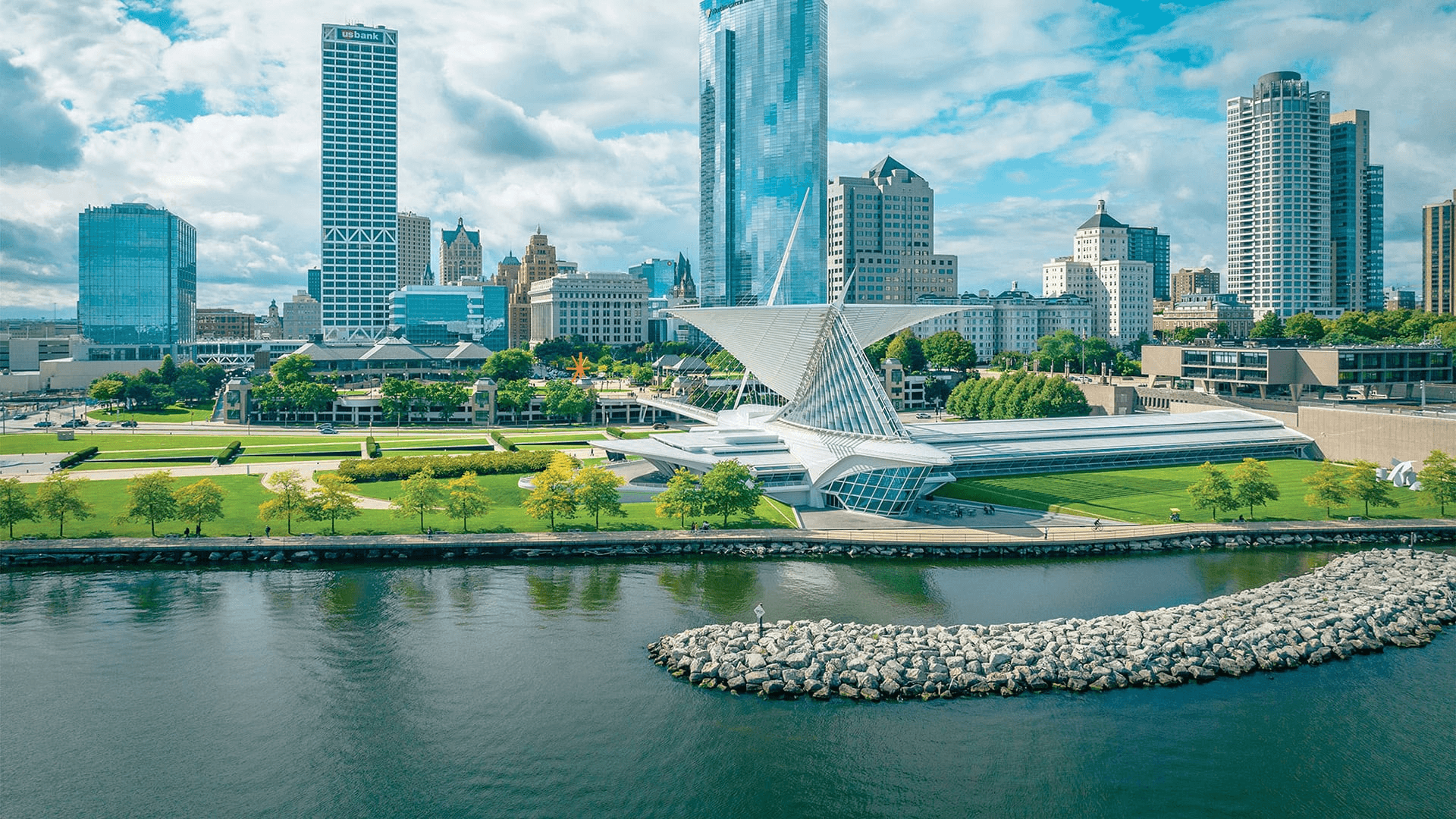 Milwaukee skyline